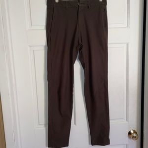Lululemon Commission Slim Fit Pant
